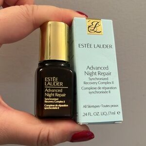 Estée Lauder Advanced Night Repair New serum in box! 7ml GWP